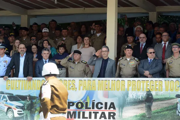 Romeu Zema participa da troca de comando-geral da Polícia Militar de Minas Gerais