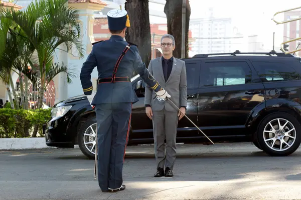 Romeu Zema participa da troca de comando-geral da Polícia Militar de Minas Gerais