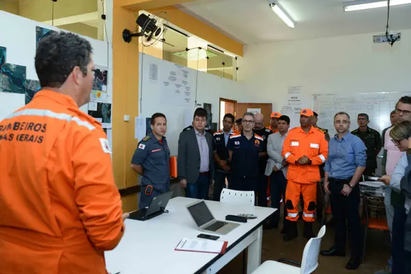 Em coletiva, governador defende punição dos responsáveis e ressarcimento rápido das vítimas de Brumadinho