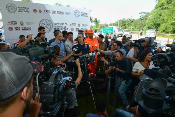 Em coletiva, governador defende punição dos responsáveis e ressarcimento rápido das vítimas de Brumadinho