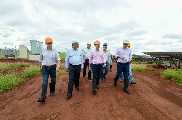 Romeu Zema vai a Jaíba e destaca importância do desenvolvimento agrário na região