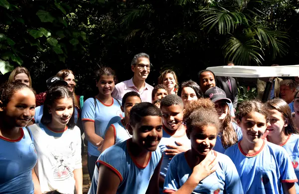 Romeu Zema visita o Instituto Inhotim, na região de Brumadinho