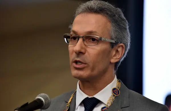 Romeu Zema entrega Medalha da Inconfidência e defende pacto entre os Poderes em prol de Minas Gerais