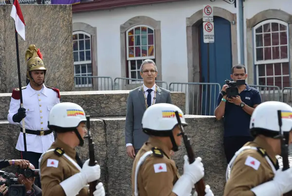 Romeu Zema entrega Medalha da Inconfidência e defende pacto entre os Poderes em prol de Minas Gerais