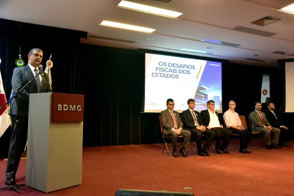 Em seminário sobre desafios fiscais dos Estados, Romeu Zema ressalta importância da adesão ao Plano de Recuperação Fiscal