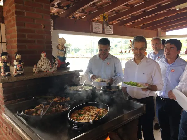 Almoço com prefeitos