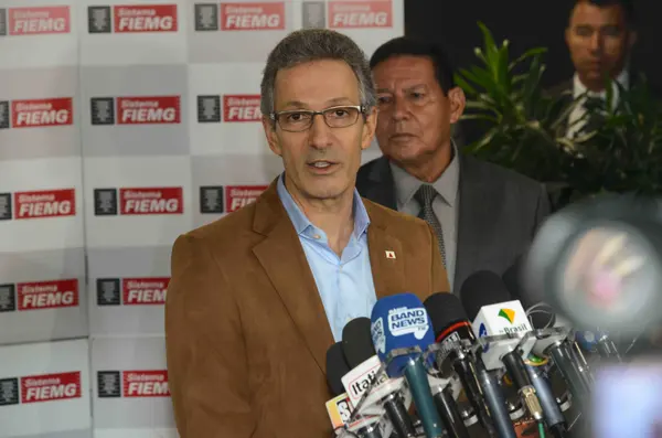 Romeu Zema e vice-presidente general Mourão se encontram com industriais mineiros