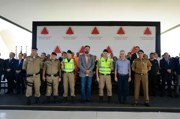 Governador entrega 625 novas viaturas para a Polícia Militar de 494 municípios de Minas Gerais