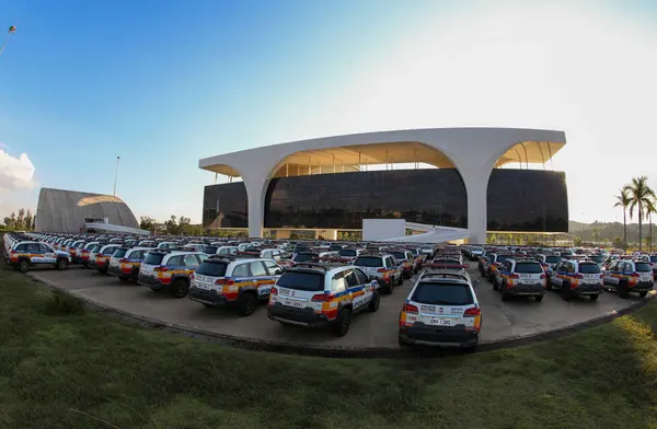 Governador entrega 625 novas viaturas para a Polícia Militar de 494 municípios de Minas Gerais
