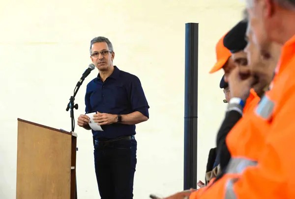 Governador entrega viaturas para o policiamento Rodoviário, de Meio Ambiente e para o Corpo de Bombeiros de Minas 