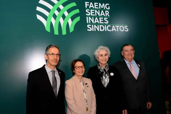 Romeu Zema participa de entrega da Medalha do Mérito Rural e destaca importância do produtor