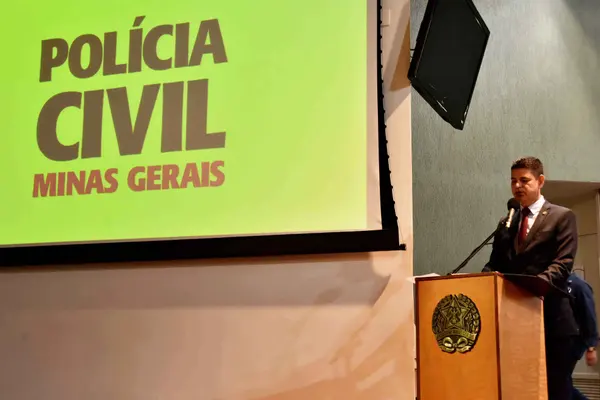 Governador Romeu Zema entrega viaturas para a Polícia Civil de Minas Gerais