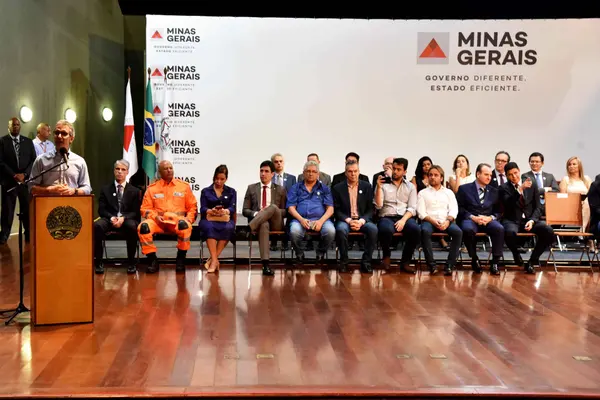 Governador Romeu Zema entrega viaturas para a Polícia Civil de Minas Gerais