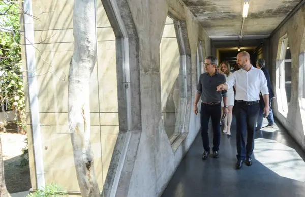 Romeu Zema visita Fundação João Pinheiro