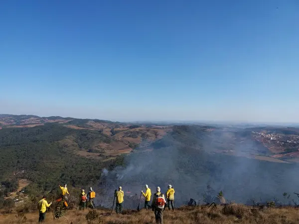 Detentos vão atuar no combate a incêndios florestais em Minas
