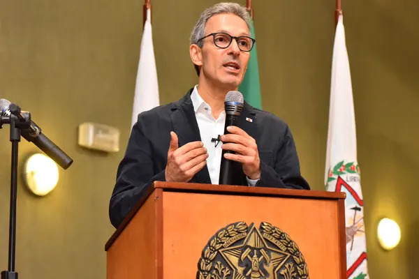 Romeu Zema participa do 56º aniversário do Gabinete Militar