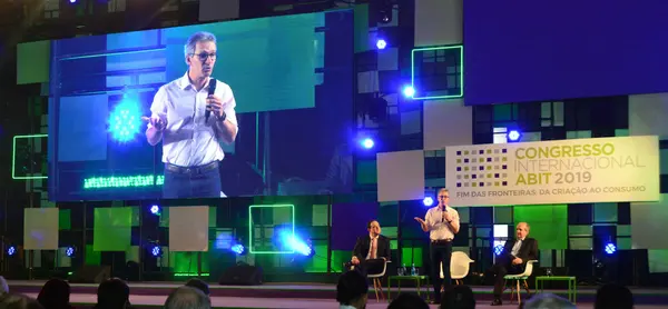 Governador participa da abertura do Minas Trend Preview, em Belo Horizonte
