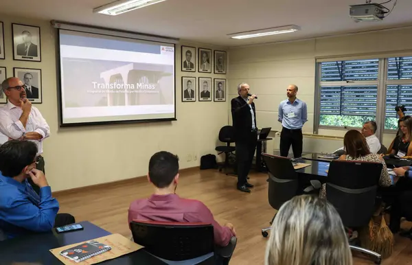 Romeu Zema acompanha nova etapa do Programa de Desenvolvimento de Lideranças (PDL)