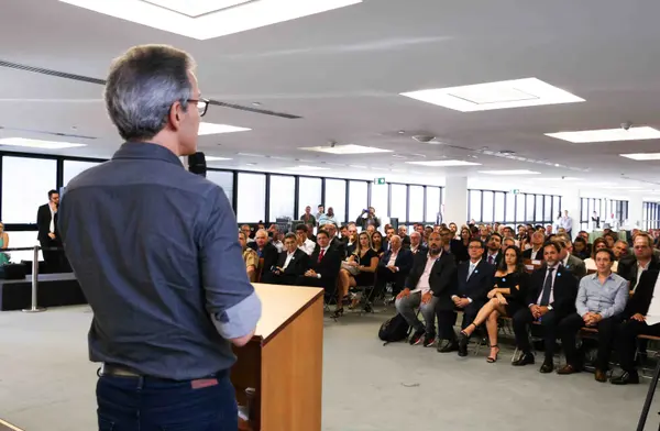 Governo anuncia atração de investimentos recorde para Minas