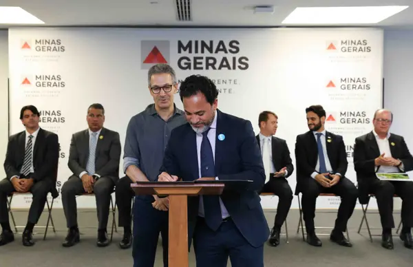 Governo anuncia atração de investimentos recorde para Minas