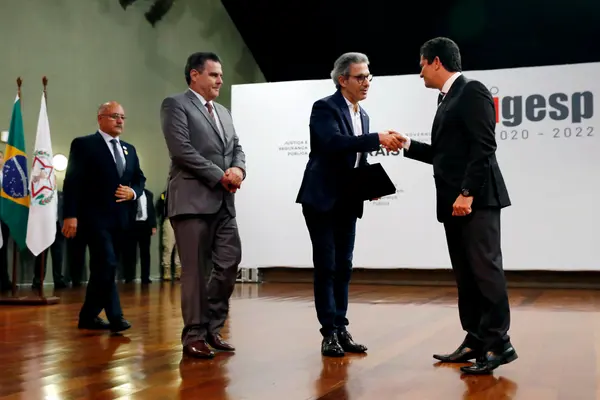 Governador e ministro Sergio Moro defendem integração na Segurança Pública