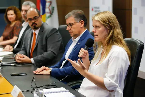 Governo de Minas adota trabalho remoto para conter propagação do novo coronavírus