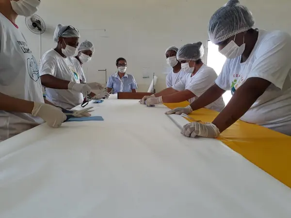 Sistema prisional mineiro vai produzir máscaras contra o coronavírus