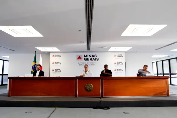 Governador anuncia plano de R$ 1,1 bilhão para empresas mineiras ganharem maior liquidez diante da pandemia de Covid-19