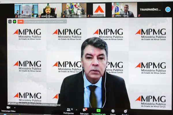 Romeu Zema participa do lançamento da Rede Mineira de Integridade