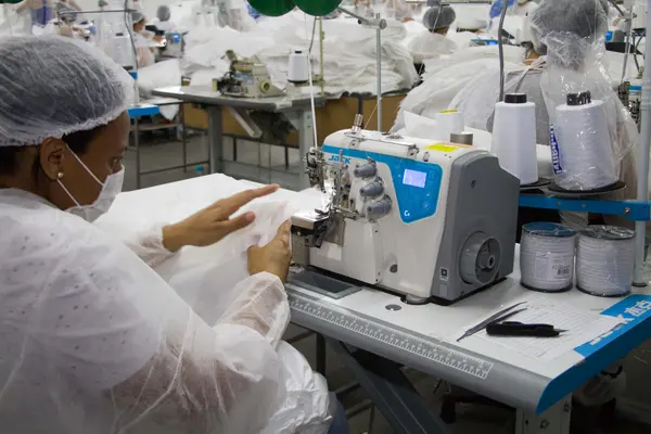 Visita à fábrica de móveis Líder