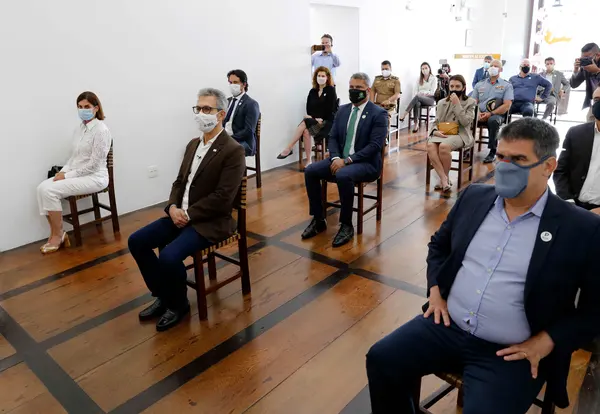 Governador participa da missa comemorativa dos 300 anos de Minas Gerais, na Serra da Piedade