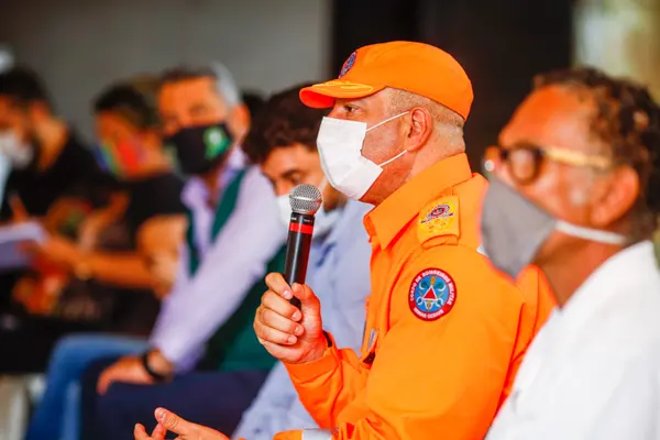 Reunião com integrantes das comunidades atingidas pelo rompimento de barragem em Brumadinho