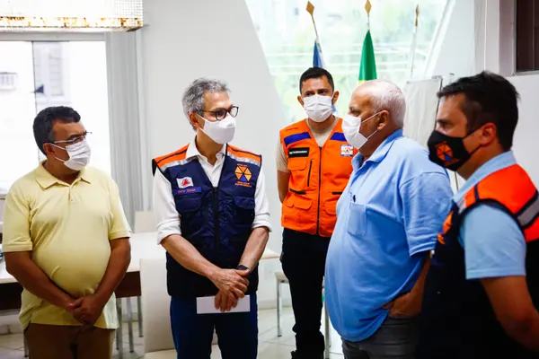 Governador Romeu Zema cumpre agenda em Carangola