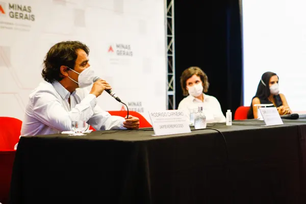Entrevista coletiva para apresentação do novo protocolo para volta às aulas presenciais