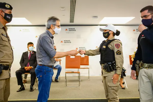 Romeu Zema entrega 645 viaturas para a Polícia Militar de Minas Gerais