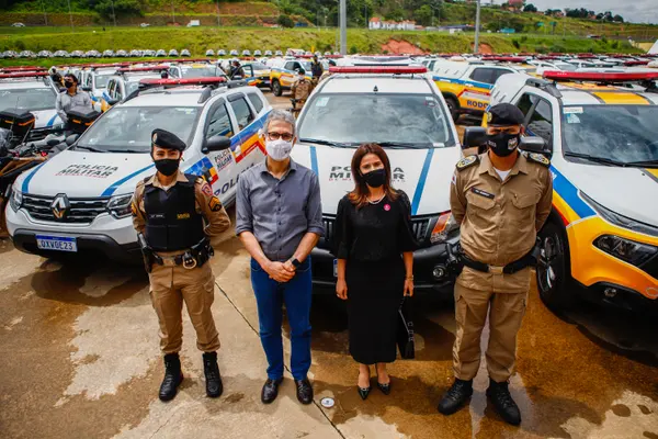 Romeu Zema entrega 645 viaturas para a Polícia Militar de Minas Gerais