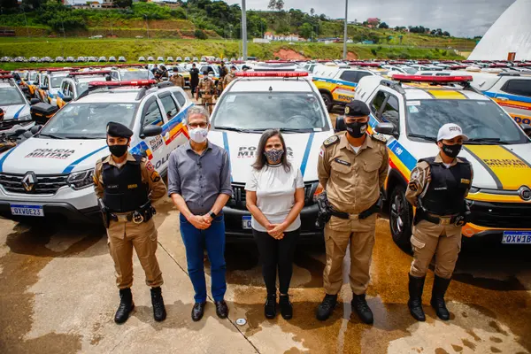 Romeu Zema entrega 645 viaturas para a Polícia Militar de Minas Gerais