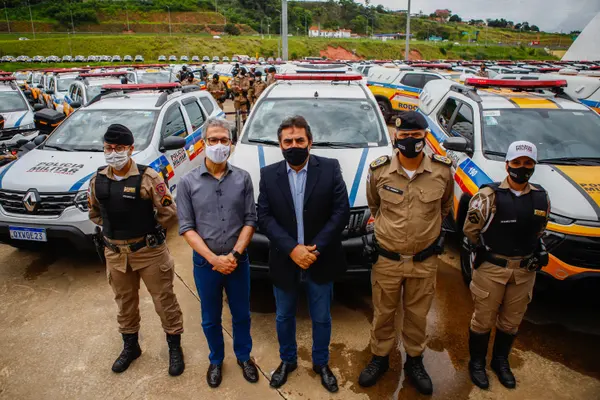 Romeu Zema entrega 645 viaturas para a Polícia Militar de Minas Gerais