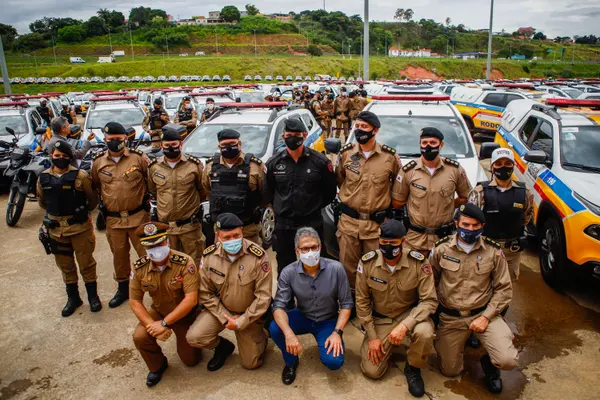 Romeu Zema entrega 645 viaturas para a Polícia Militar de Minas Gerais