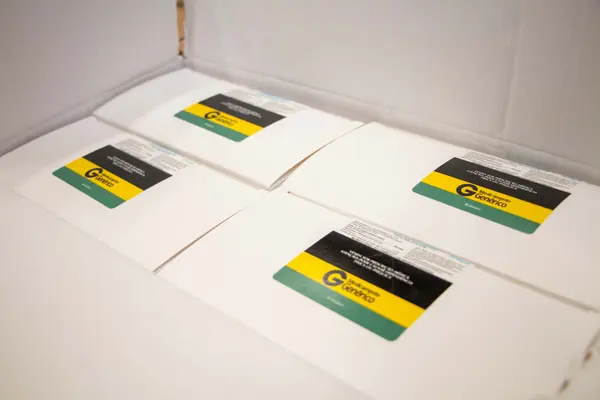 Chegada de medicamentos para o kit intubação - 1/5/2021
