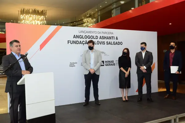 Governador em exercício participa da solenidade de lançamento da parceria entre a AngloGold Ashanti e a Fundação Clóvis Salgado
