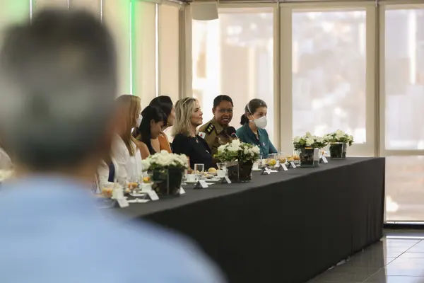 Governador se reúne com mulheres que ocupam cargos de liderança no Governo de Minas