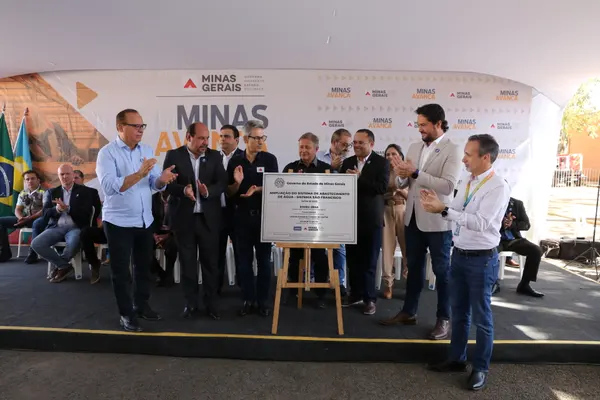 Inauguração do Sistema São Francisco e Assinatura de Ordem de Serviço para implantação e melhoramento do Contorno Leste de Montes Claros