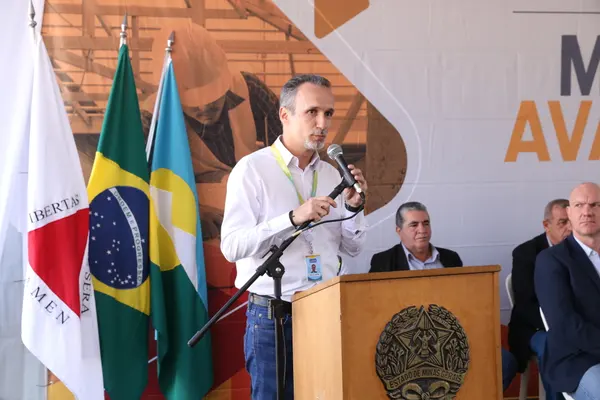 Inauguração do Sistema São Francisco e Assinatura de Ordem de Serviço para implantação e melhoramento do Contorno Leste de Montes Claros