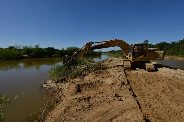 Área em que a ponte será construída