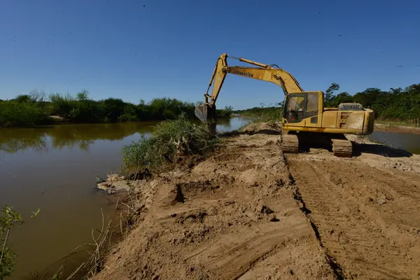 Área em que a ponte será construída