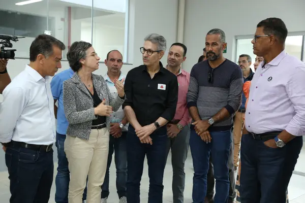 Nova Serrana, no Centro-Oeste, ganha novo prédio escolar
