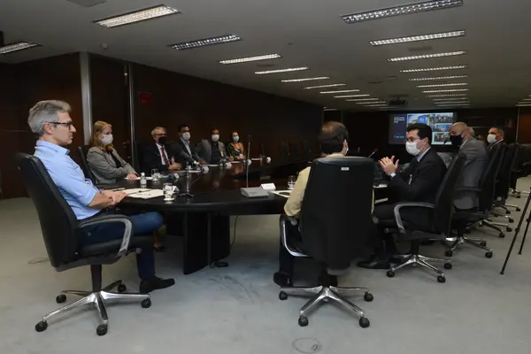 Governador se reúne com executivos da TIM Brasil
