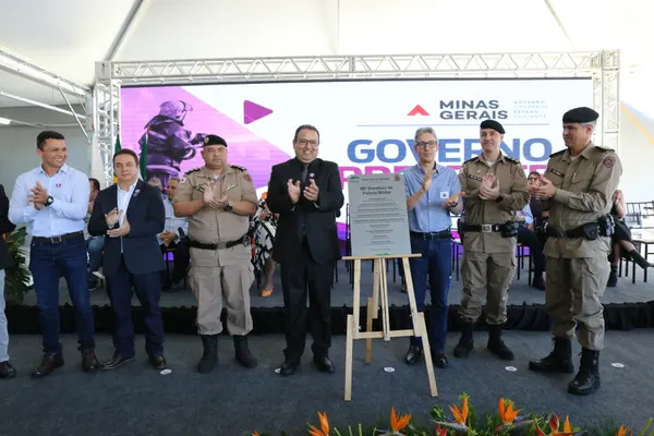 Inauguração da sede do 59º batalhão e entrega de viaturas