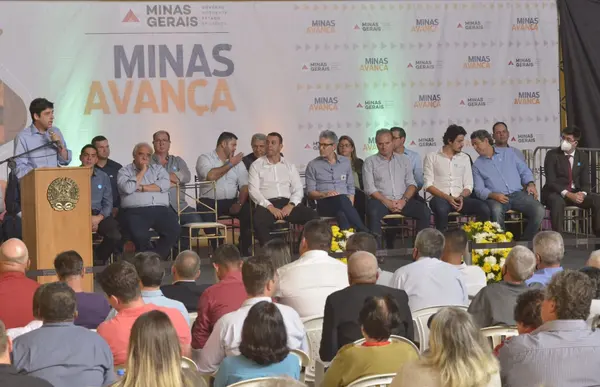 Pagamento da primeira parcela de convênio para obras em trecho da rodovia MG-295, em Consolação, no Sul do estado